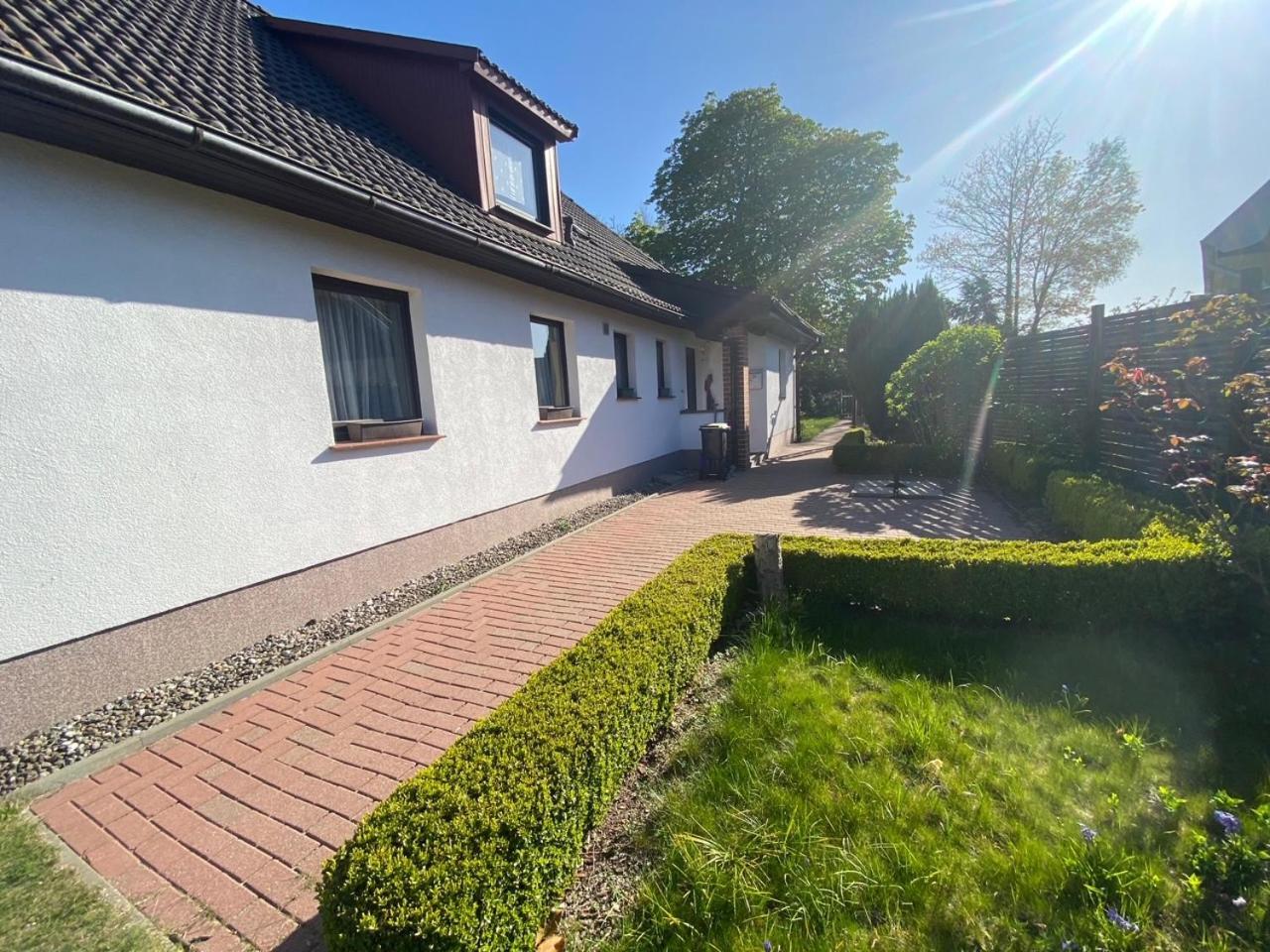 Ostsee-Landhaus Maehl In Prerow Mit Sauna Und Kamin Auch Fuer Gruppen Exteriör bild